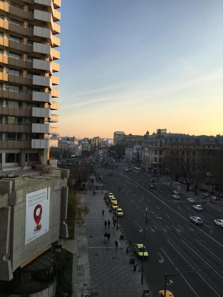 Central Studio Across From Intercontinental Bukarest Kültér fotó