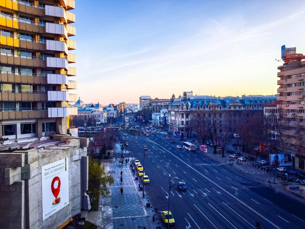 Central Studio Across From Intercontinental Bukarest Kültér fotó